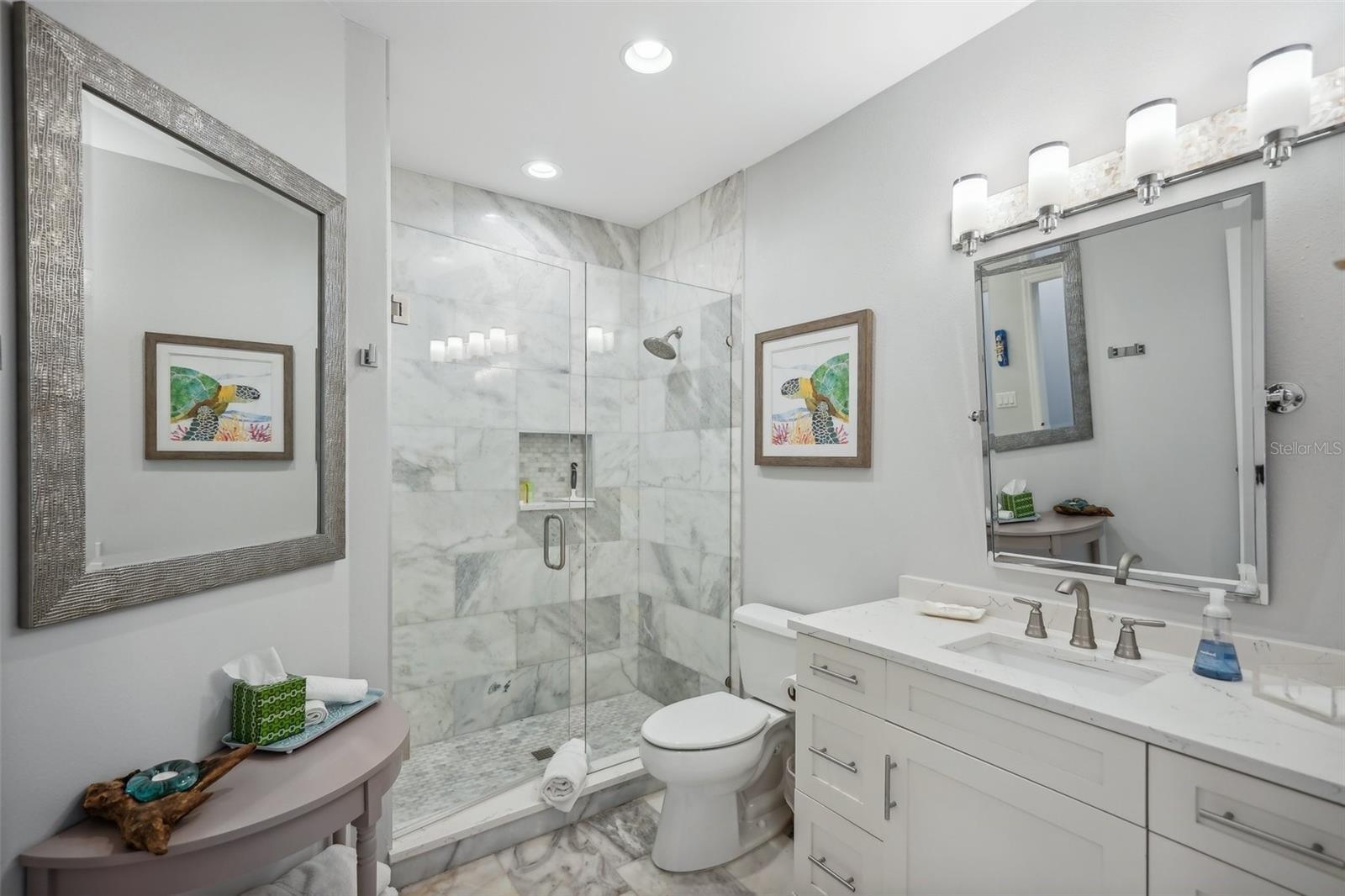 501 CHANNEL LN — photo 9