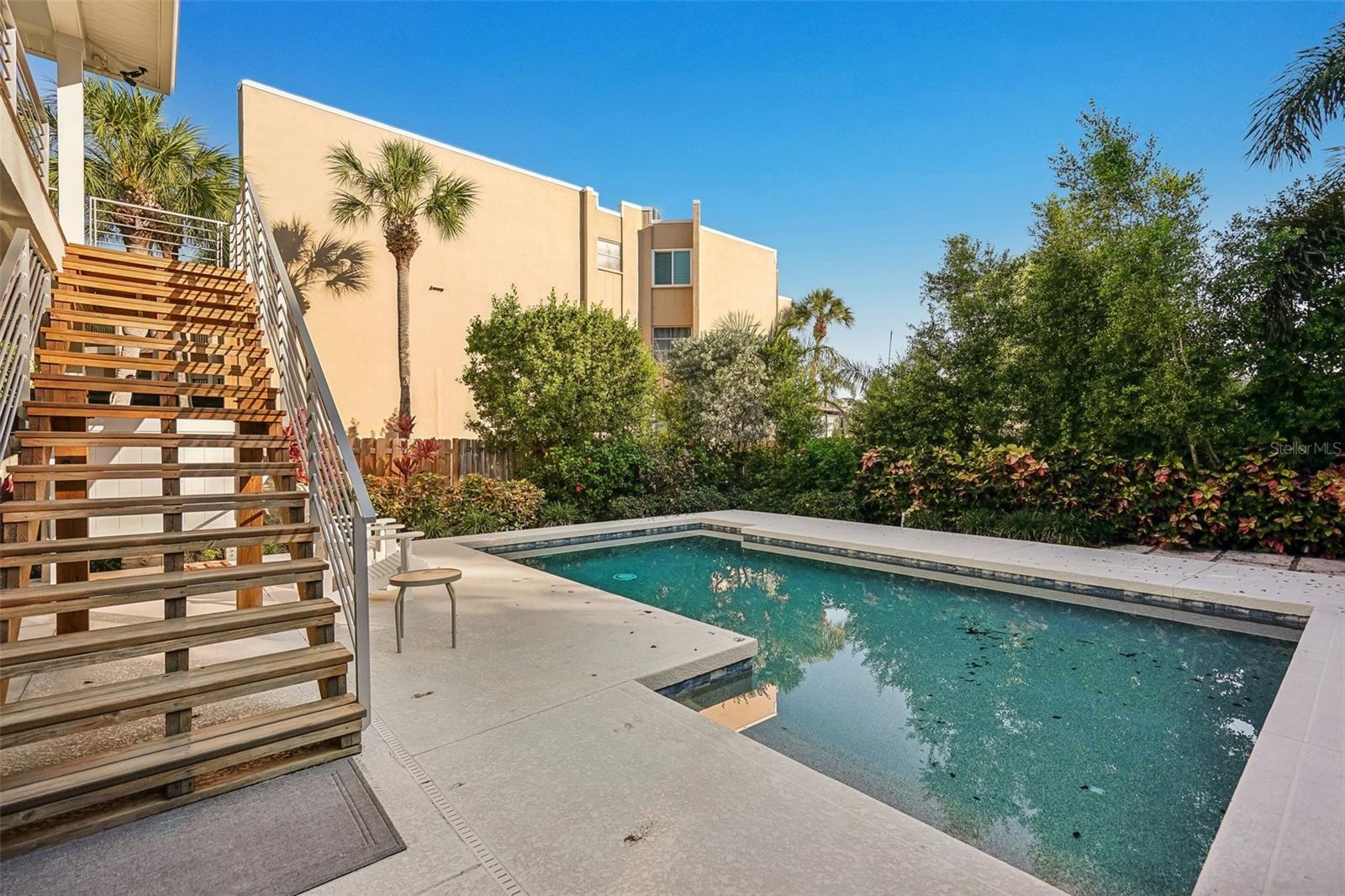501 CHANNEL LN — photo 32