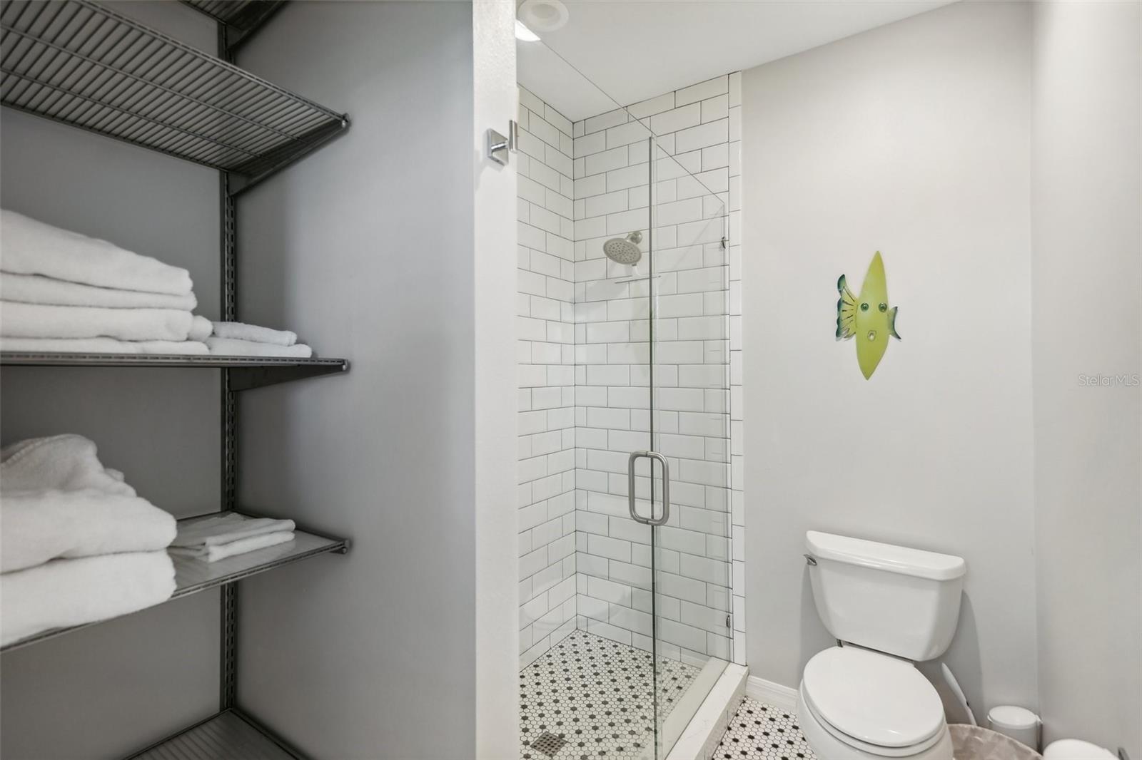 501 CHANNEL LN — photo 27