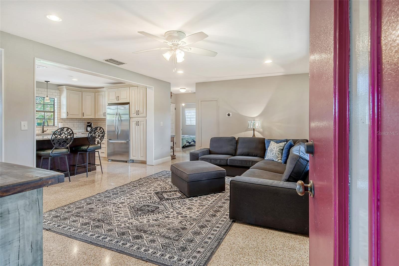 2309 LYNN ST — photo 3
