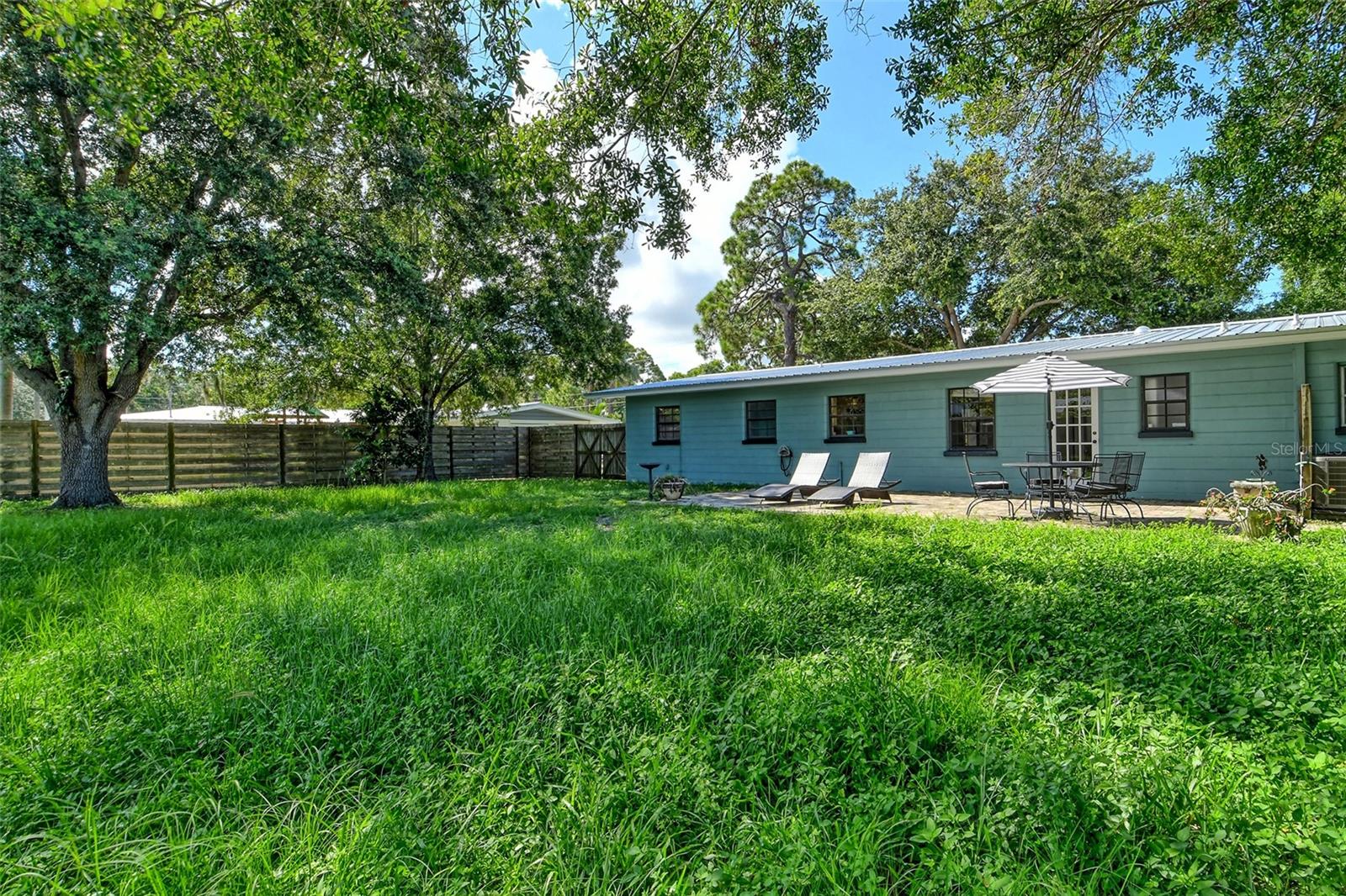 2309 LYNN ST — photo 32