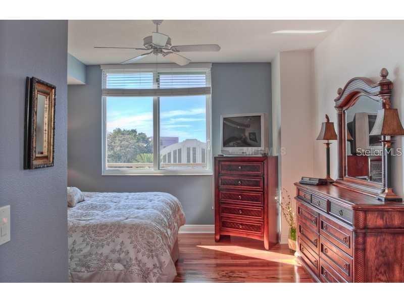 800 N. TAMIAMI TRAIL #303 — photo 15