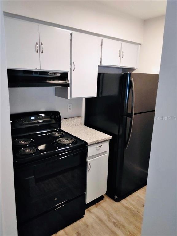 305 W GRANT ST #A-11 — photo 3