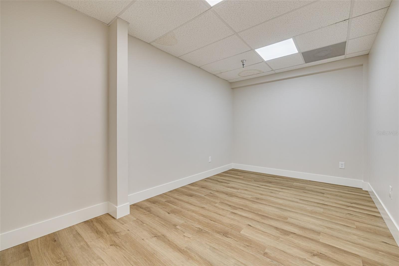 1465 S FORT HARRISON AVE — photo 55