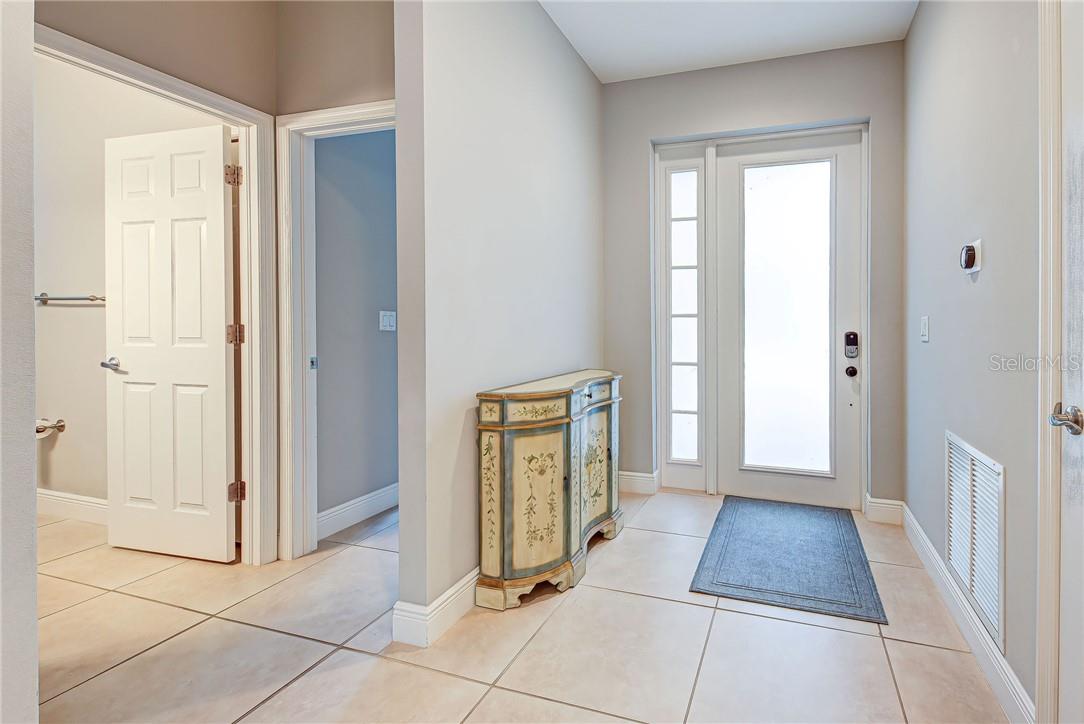 2330 BRADFORD ST — photo 12