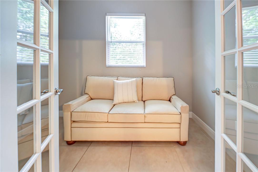 2330 BRADFORD ST — photo 28