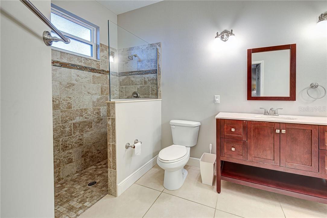 2330 BRADFORD ST — photo 31