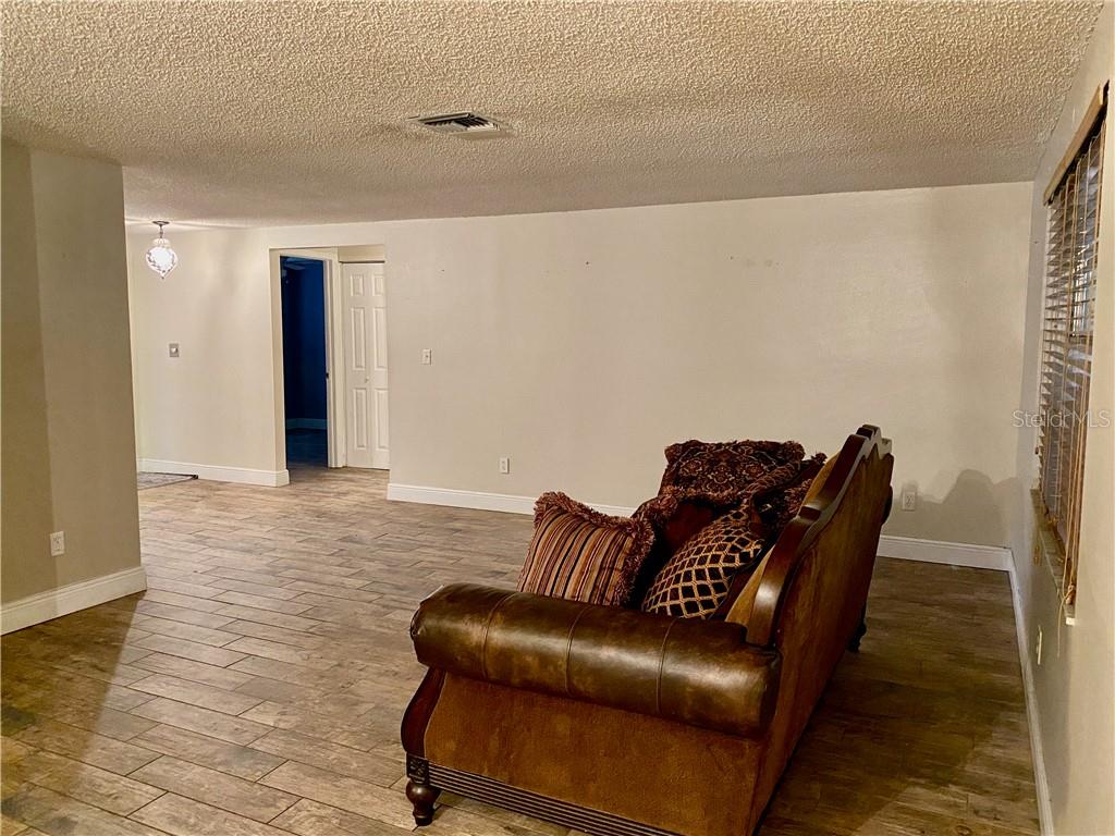 2718 MIDTIMES DR — photo 5