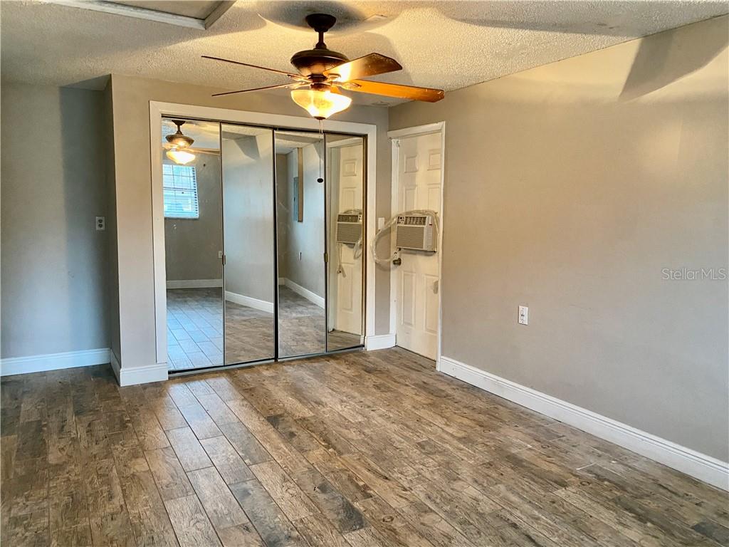 2718 MIDTIMES DR — photo 8