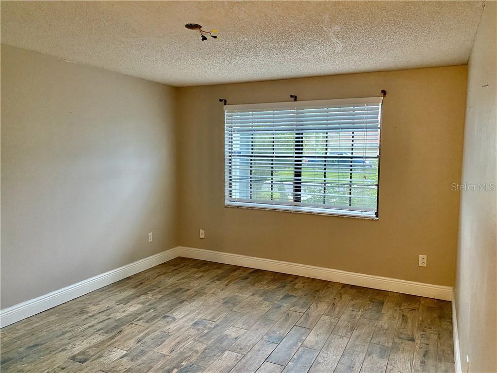 2718 MIDTIMES DR — photo 4