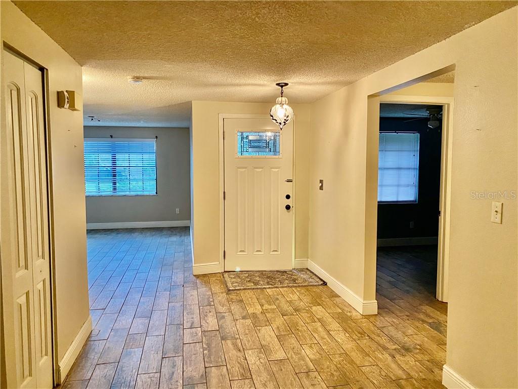 2718 MIDTIMES DR — photo 7