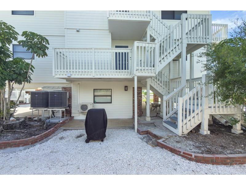 460 BEACH RD #A1 — photo 29