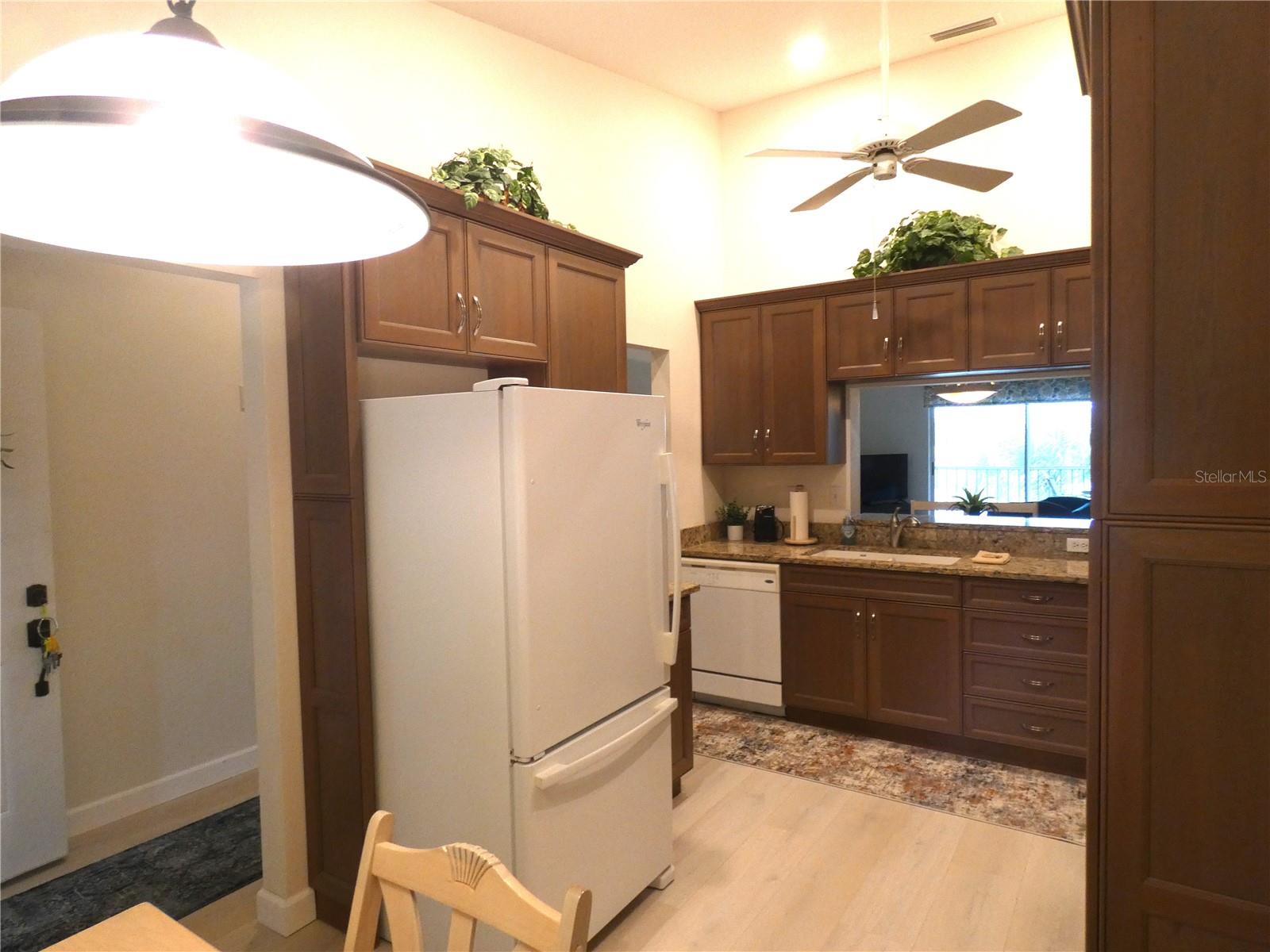 9300 CLUBSIDE CIR #1307 — photo 3