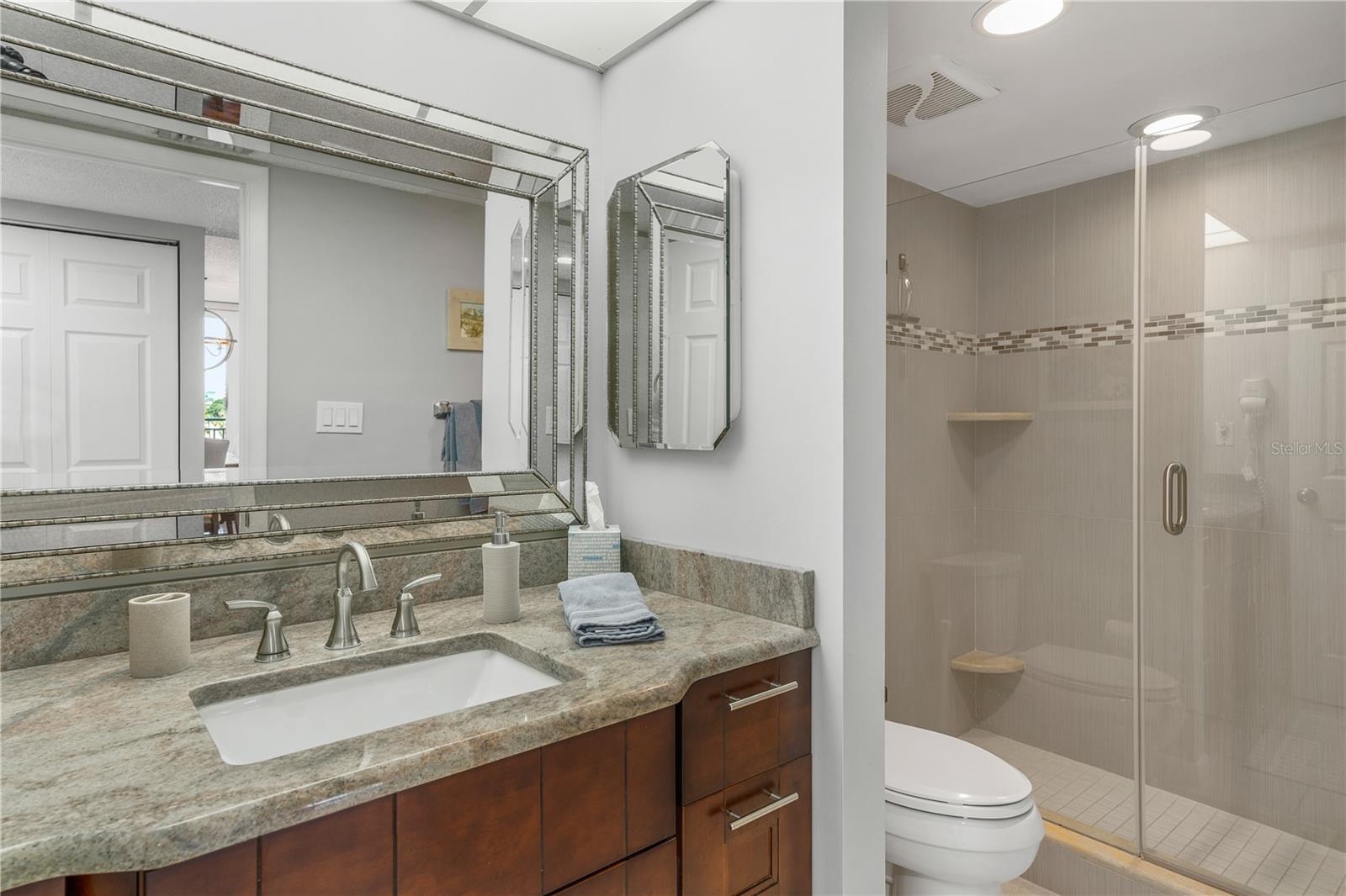 7650 BAYSHORE DR #401 — photo 24