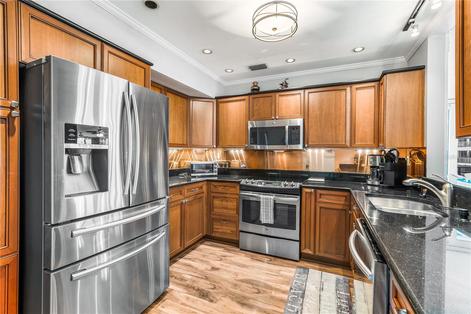 7650 BAYSHORE DR #401 — photo 25