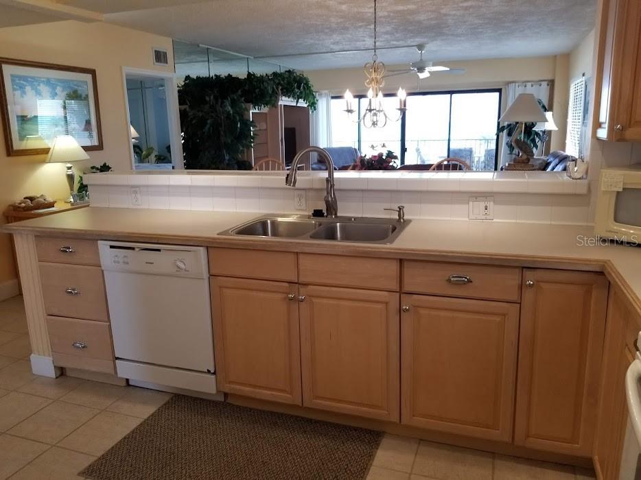 Home in MADEIRA BEACH — photo 17