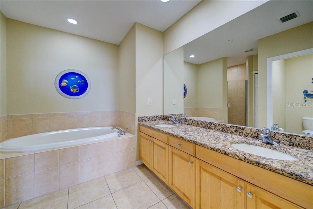 530 S GULFVIEW BLVD #401 — photo 17