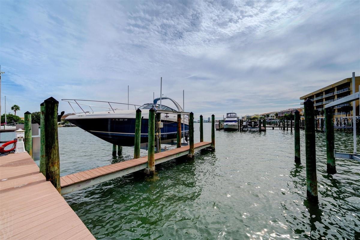 530 S GULFVIEW BLVD #401 — photo 31