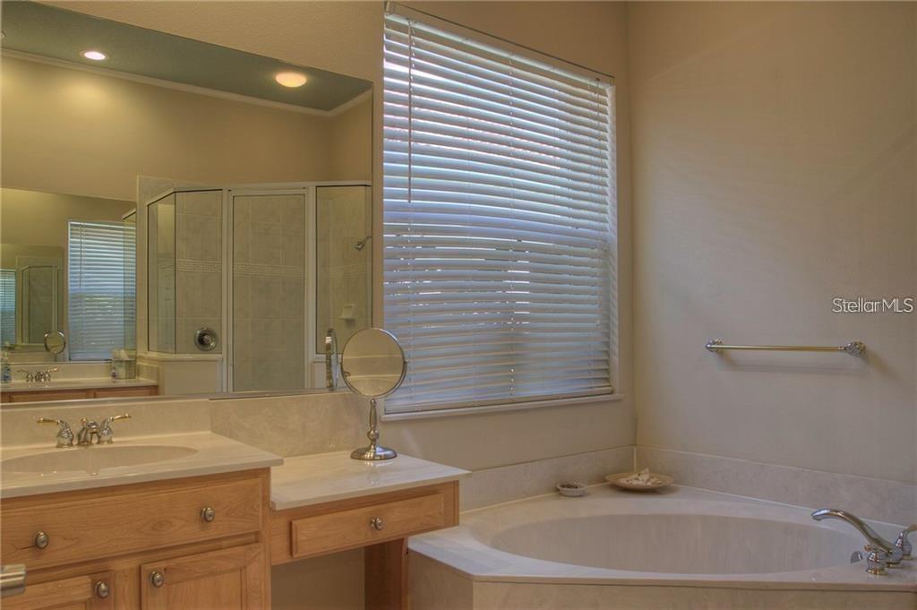 7348 STANHOPE CT — photo 15