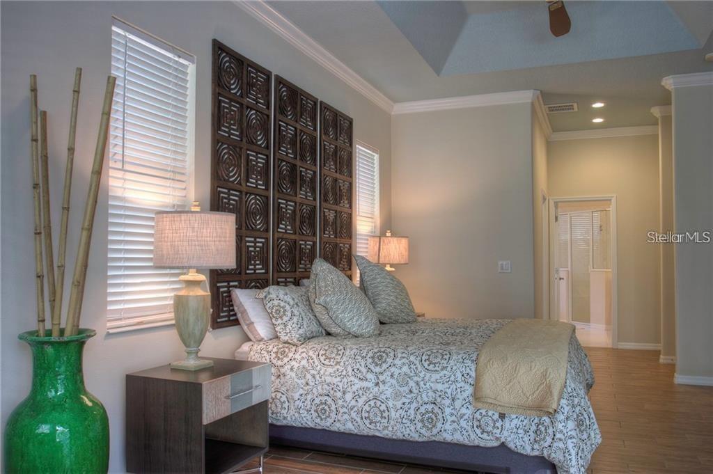 7348 STANHOPE CT — photo 14