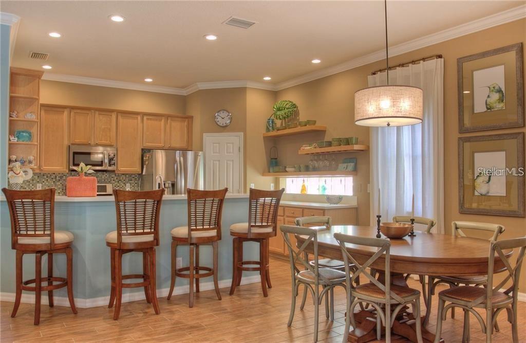 7348 STANHOPE CT — photo 8