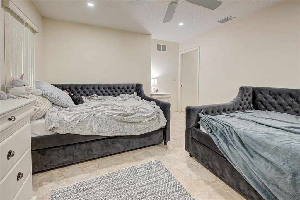 3670 EMILY LN — photo 29
