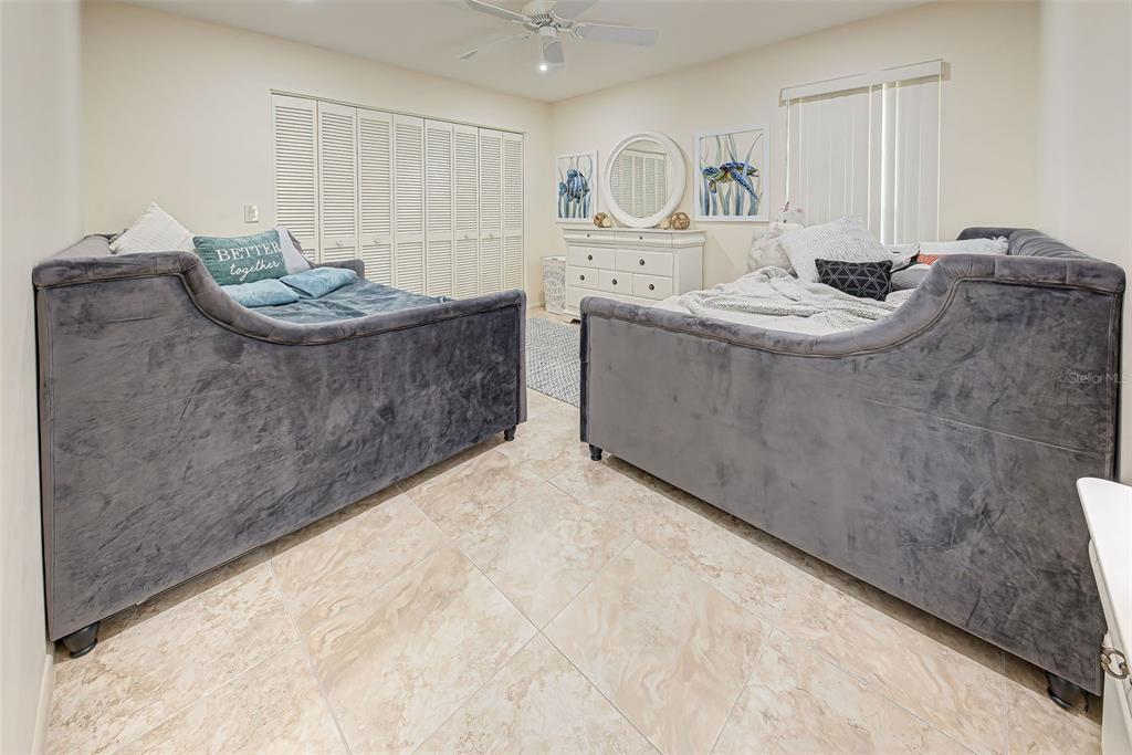 3670 EMILY LN — photo 28