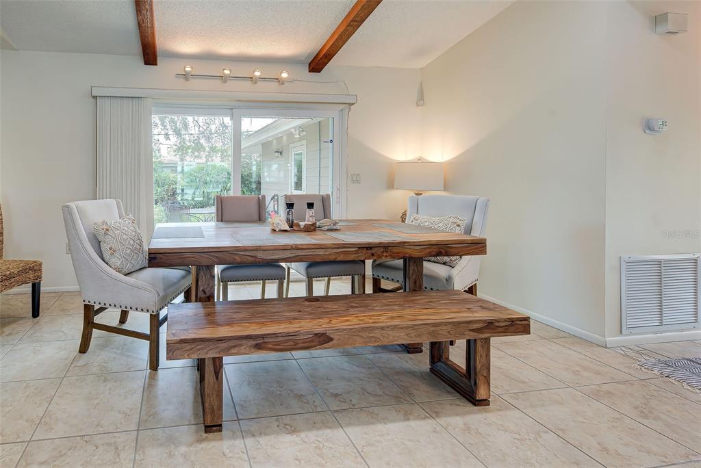 3670 EMILY LN — photo 15