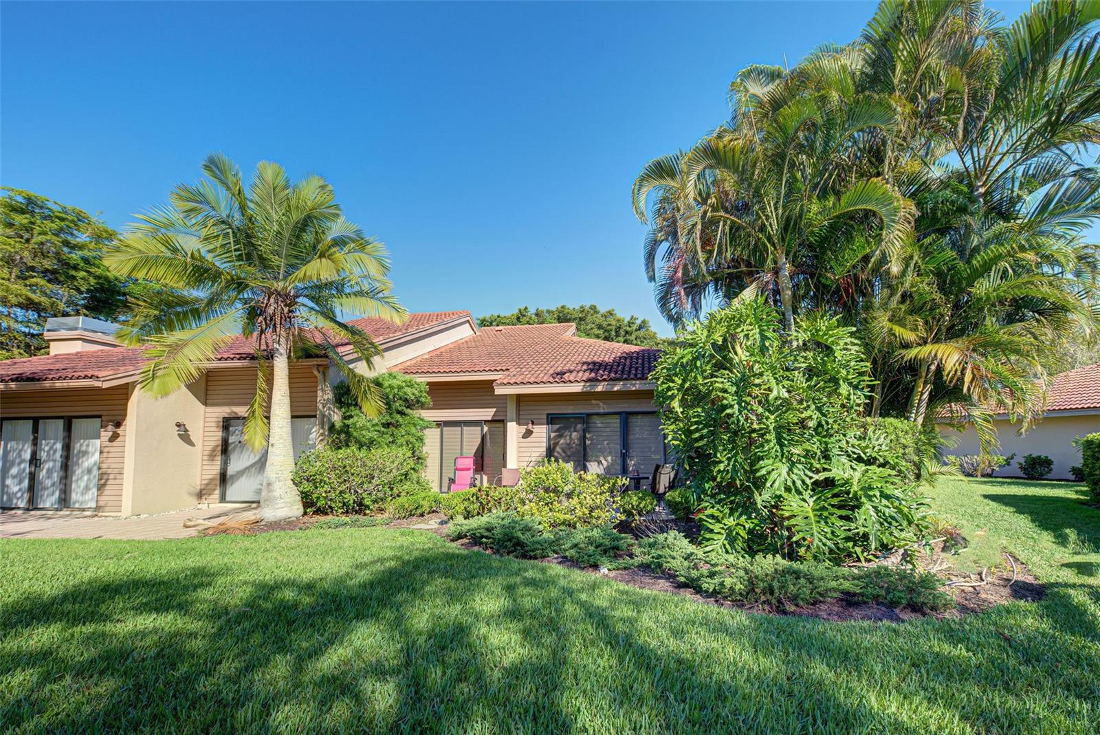 1740 LANDINGS BLVD #39 — photo 5