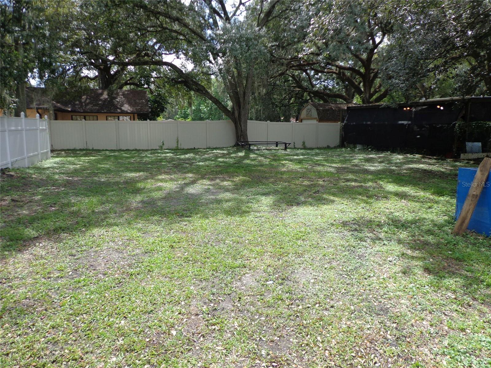 1904 W WATERS AVE — photo 15