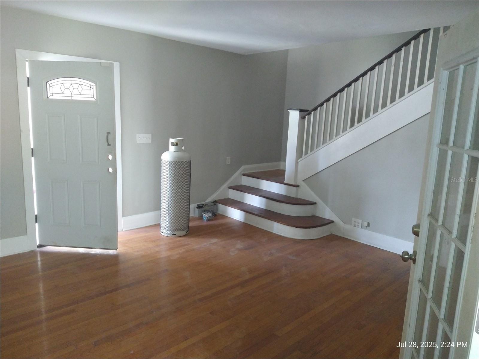 909 and 911 WEST HILLSBOROUGH AVE — photo 11