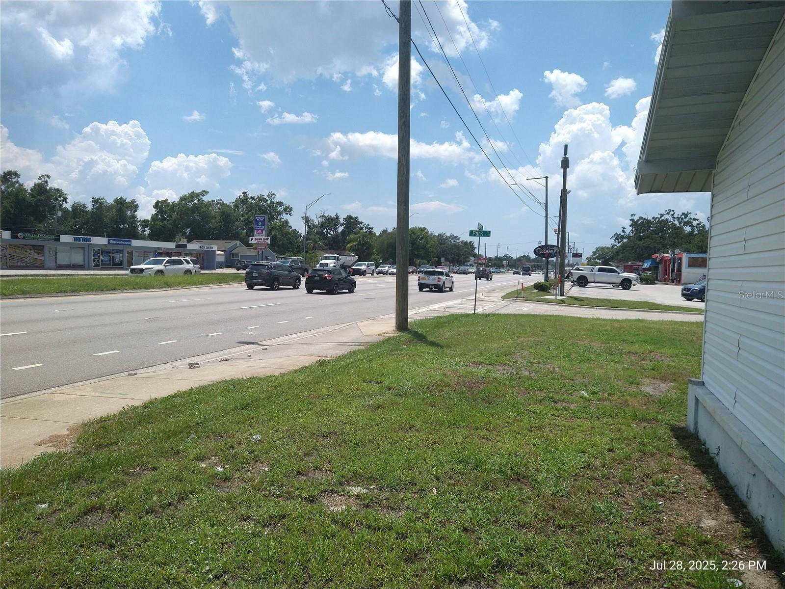 909 and 911 WEST HILLSBOROUGH AVE — photo 23