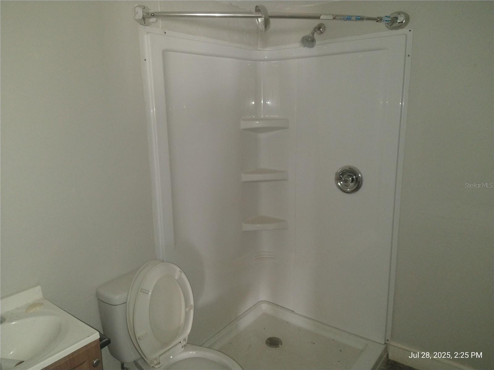 909 and 911 WEST HILLSBOROUGH AVE — photo 16