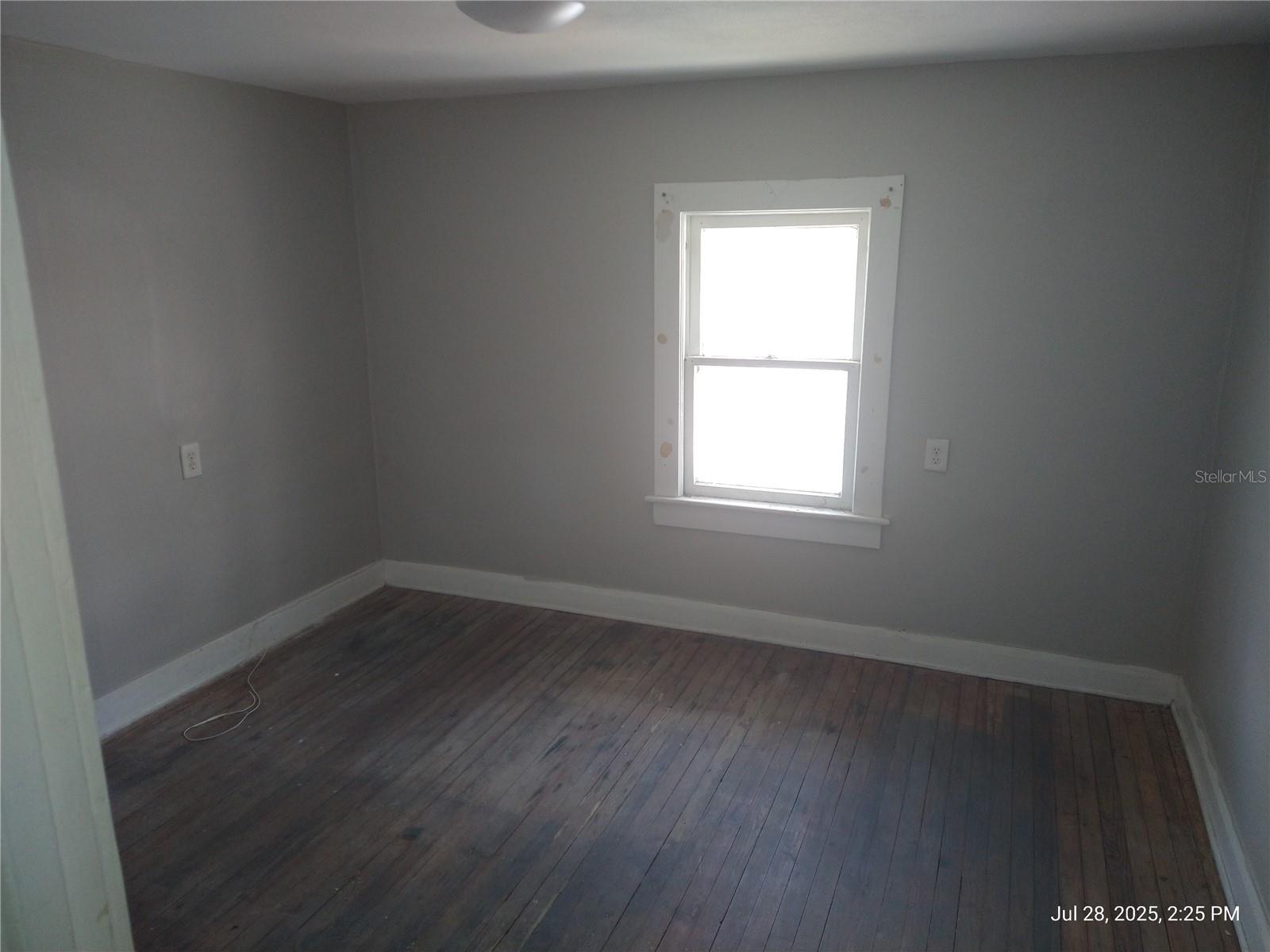 909 and 911 WEST HILLSBOROUGH AVE — photo 18