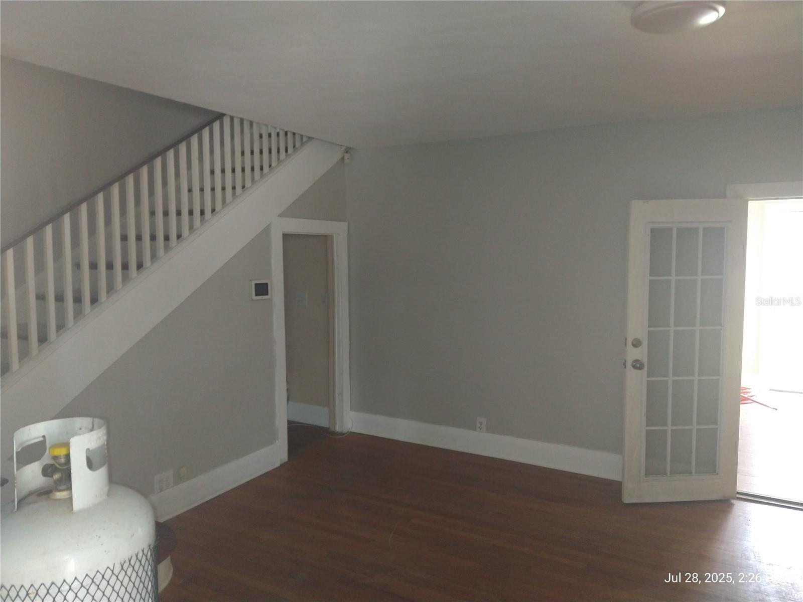 909 and 911 WEST HILLSBOROUGH AVE — photo 22