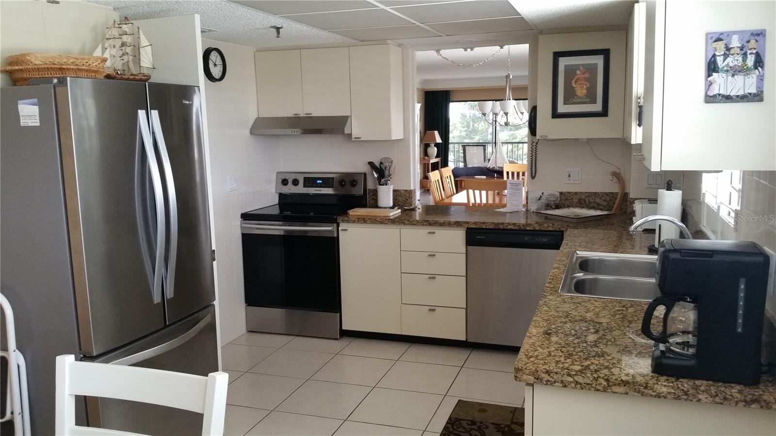 1001 BENJAMIN FRANKLIN DR #506 — photo 11