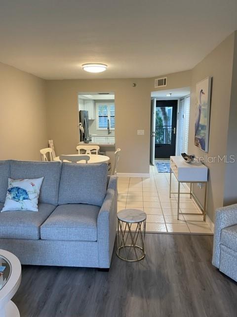 1001 BENJAMIN FRANKLIN DR #212 — photo 5