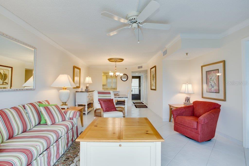 1001 BENJAMIN FRANKLIN DR #404 — photo 4