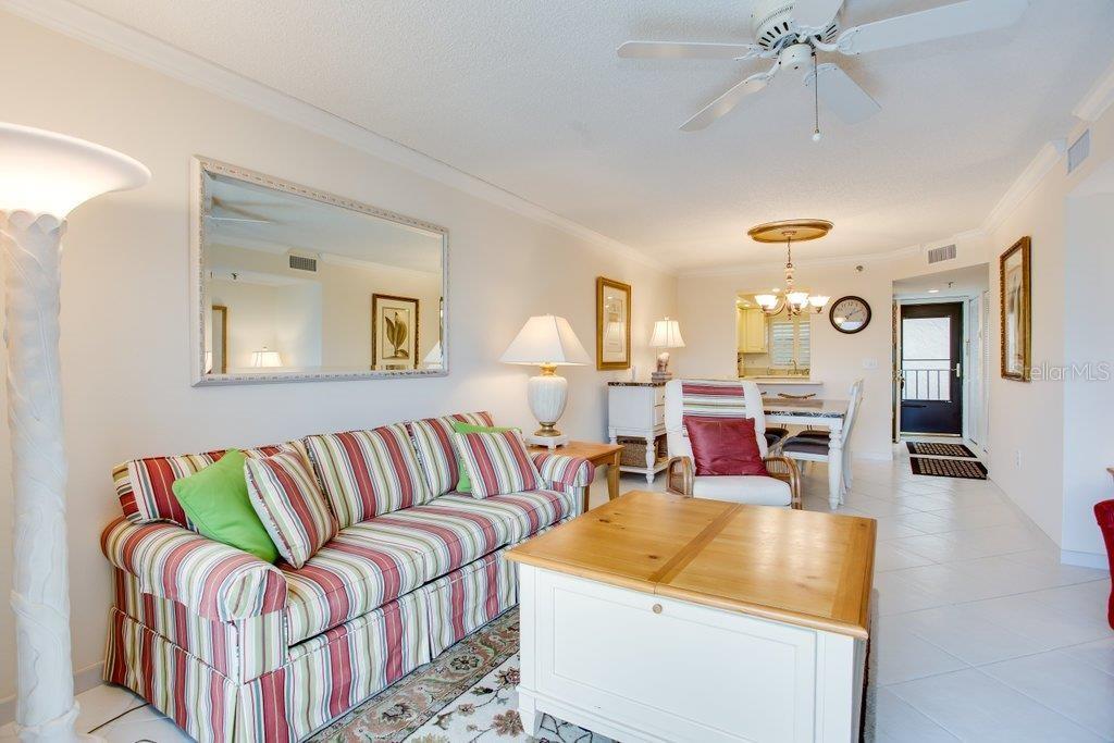 1001 BENJAMIN FRANKLIN DR #404 — photo 6