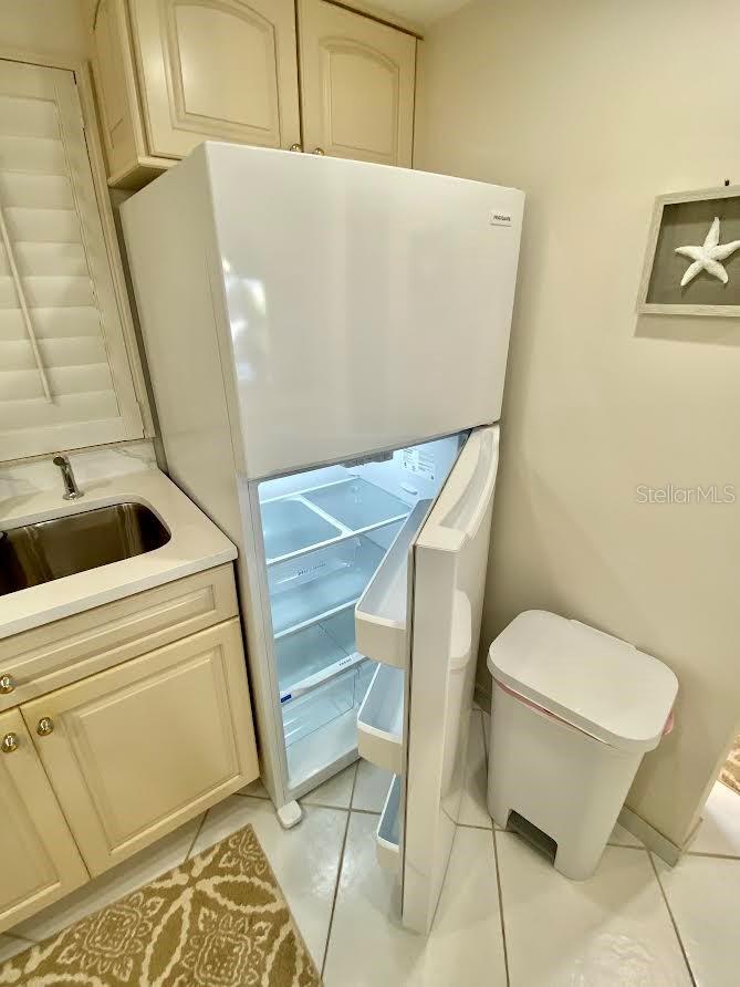 1001 BENJAMIN FRANKLIN DR #404 — photo 10