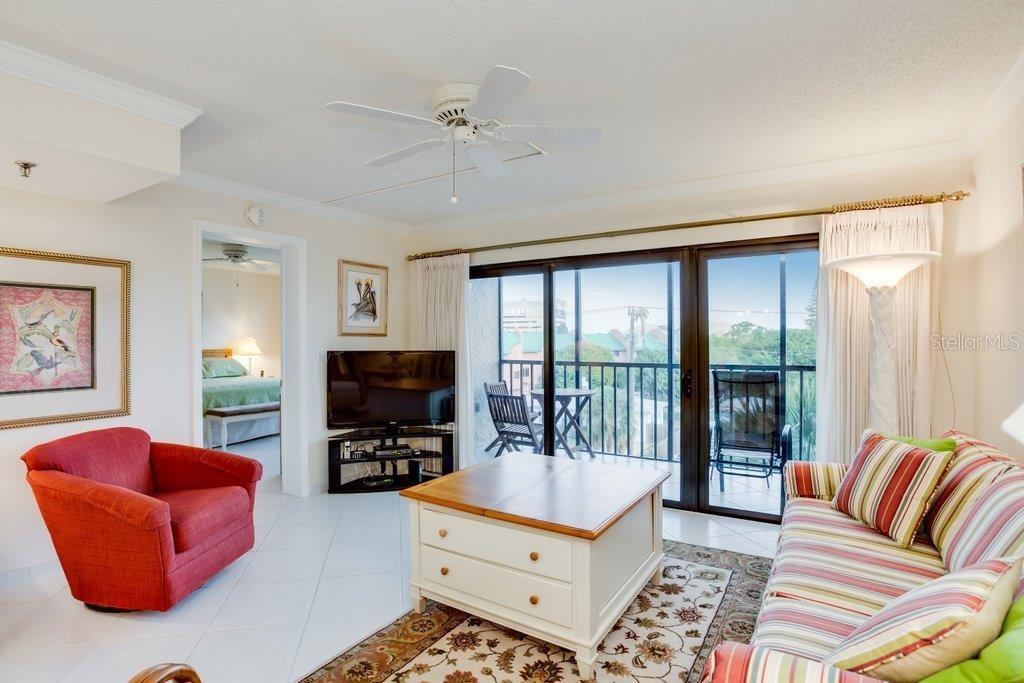 1001 BENJAMIN FRANKLIN DR #404 — photo 3