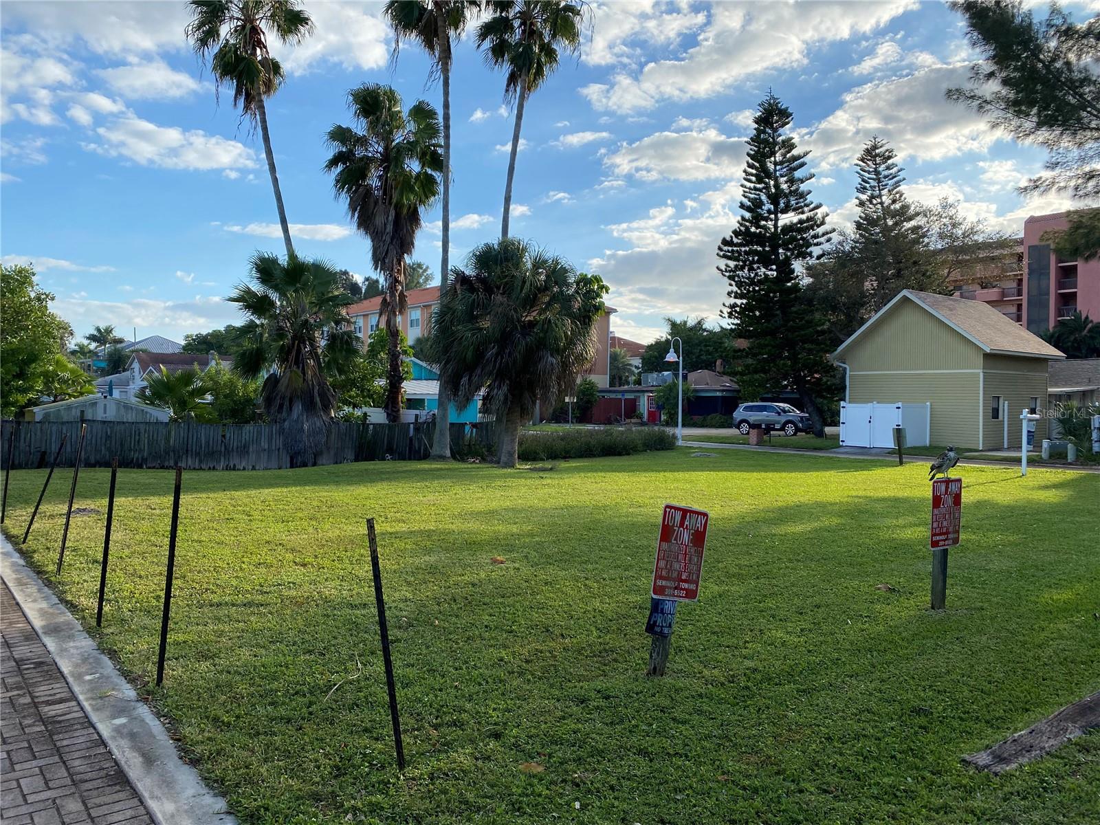 WHISPERING PINES DR — photo 48