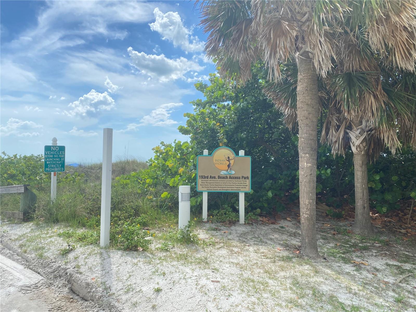 WHISPERING PINES DR — photo 10