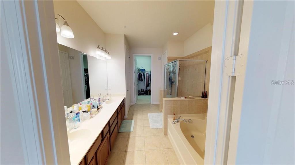 7901 SEMINOLE BLVD #1304 — photo 10