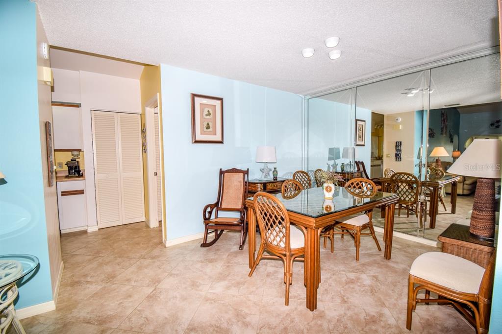 243 SOUTHAMPTON LN #273 — photo 4