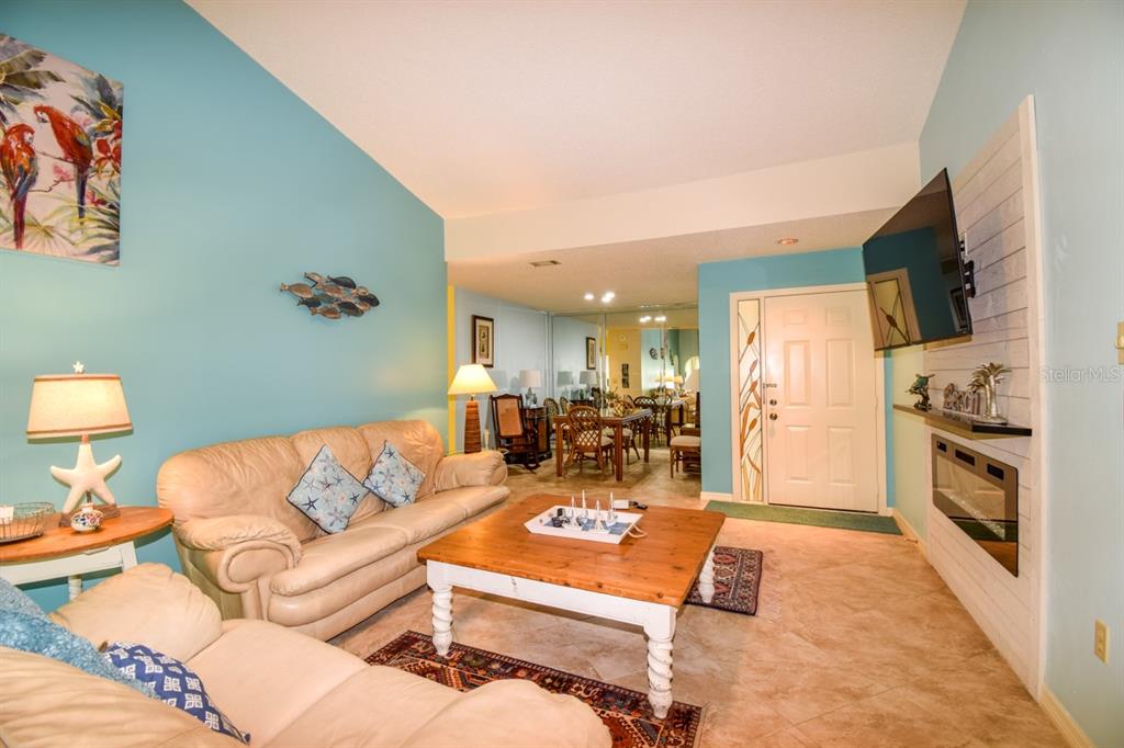 243 SOUTHAMPTON LN #273 — photo 5