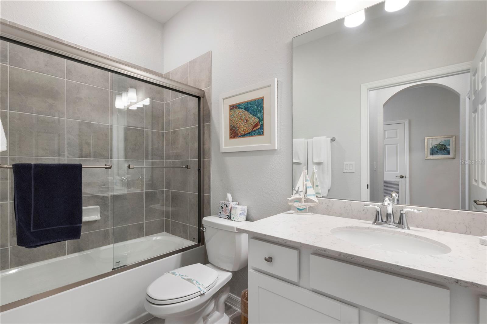 18008 GAWTHROP DR #402 — photo 24