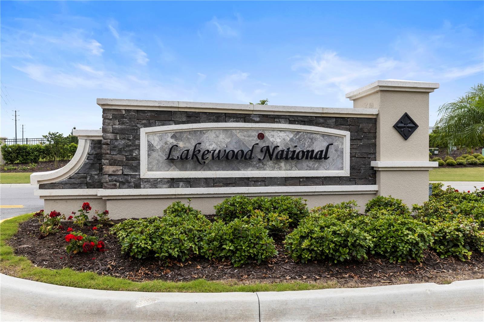18008 GAWTHROP DR #402 — photo 4