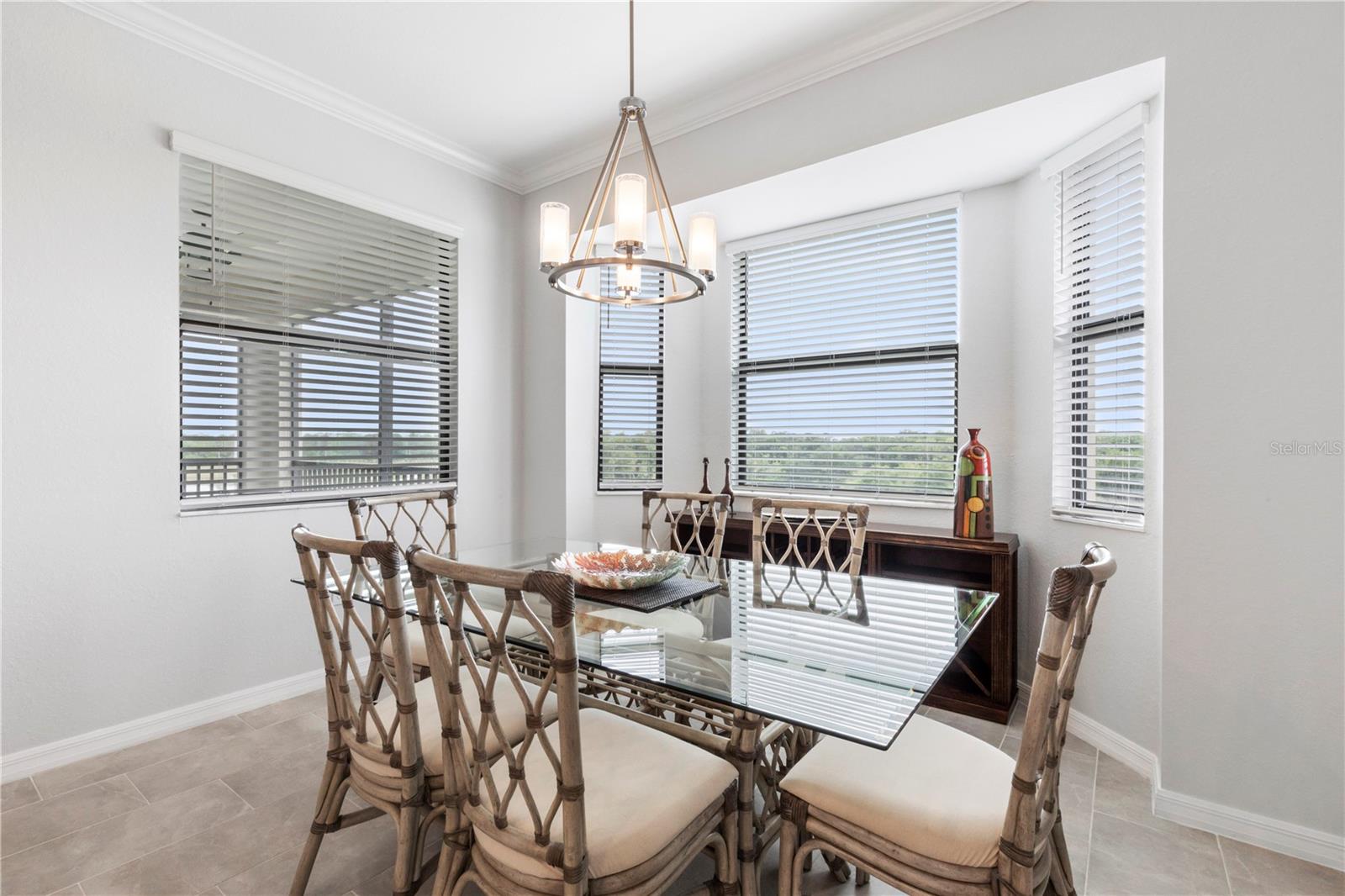 18008 GAWTHROP DR #402 — photo 12