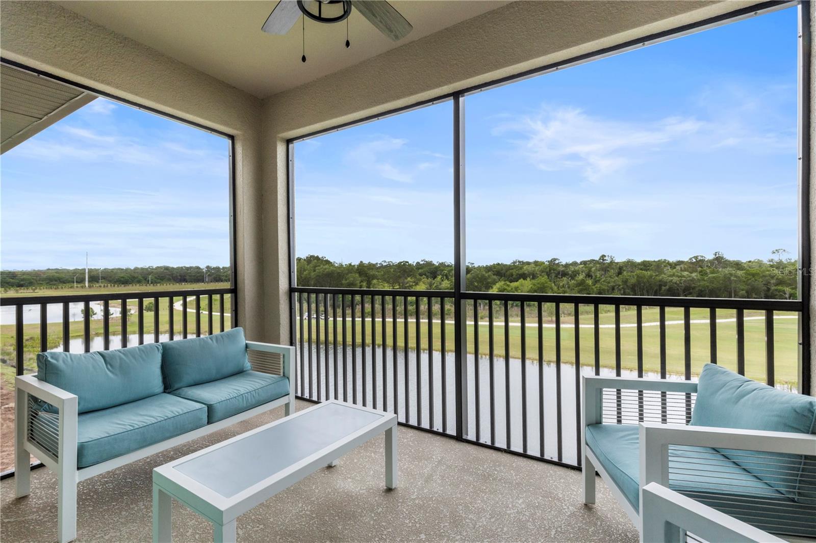 18008 GAWTHROP DR #402 — photo 2
